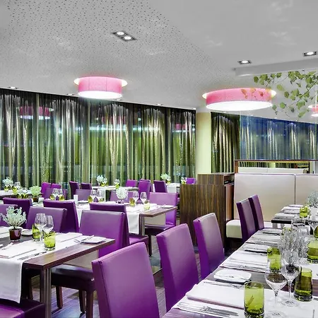 Courtyard By Marriott Linz