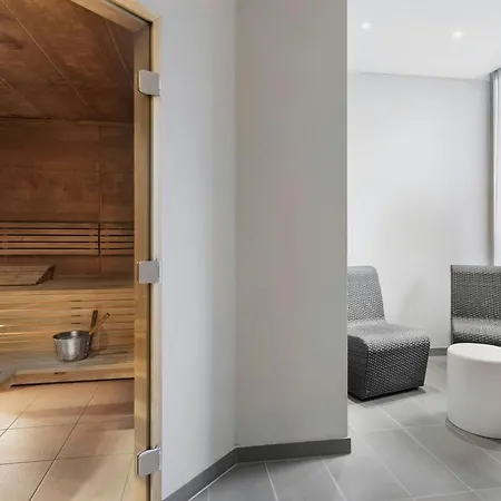 Courtyard By Marriott Linz