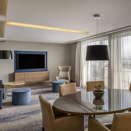 林茨万怡酒店 4* 林茨