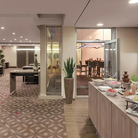 Courtyard By Marriott