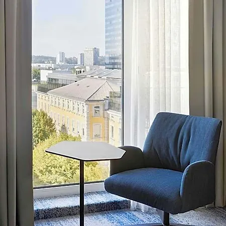 Courtyard By Marriott 4*