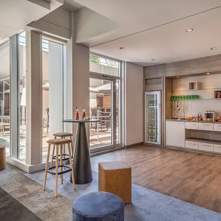 Courtyard By Marriott 4*