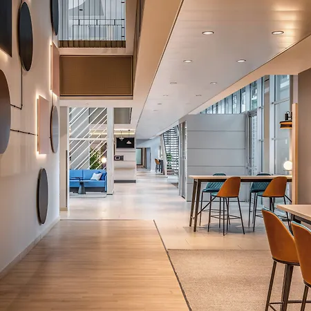 Courtyard By Marriott 4*