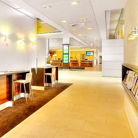 Hotel Courtyard By Marriott 4*
