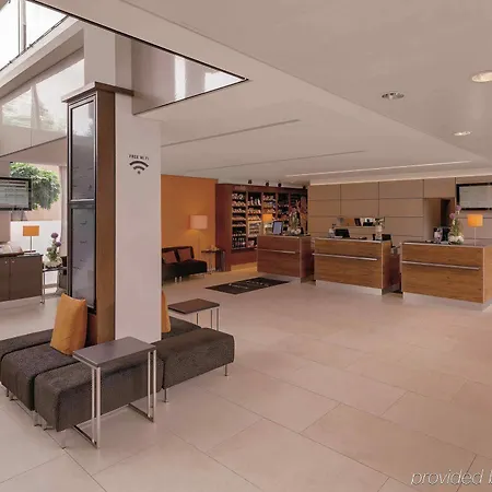 Szálloda Courtyard By Marriott 4*