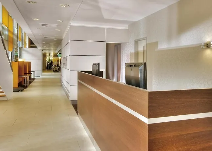 Hotell Courtyard By Marriott