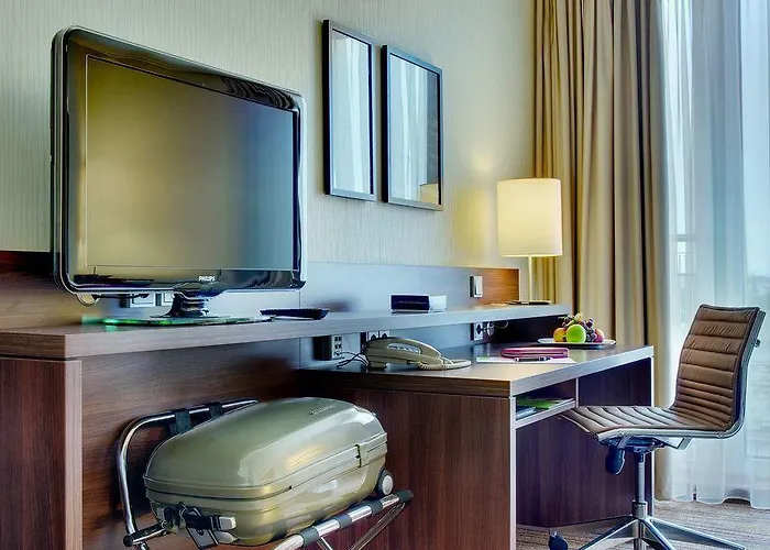 Courtyard By Marriott Hotel 4*