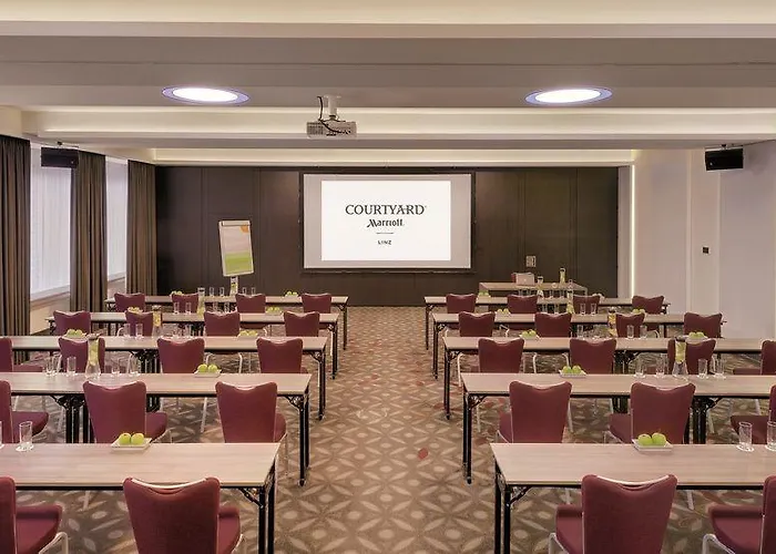 Hotel Courtyard By Marriott Linz