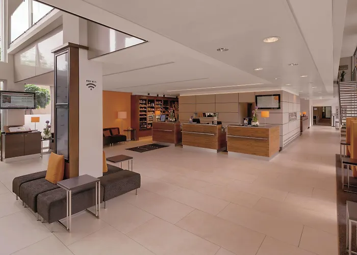 Hotell Courtyard By Marriott 4*