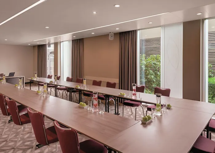 Hotell Courtyard By Marriott Linz