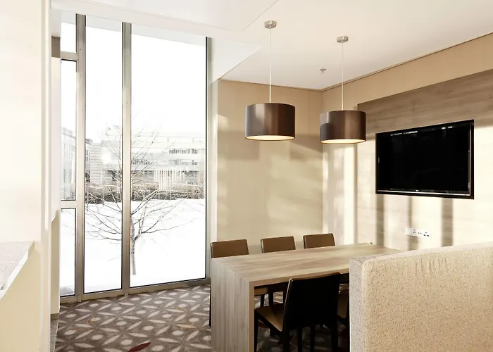 Hotell Courtyard By Marriott