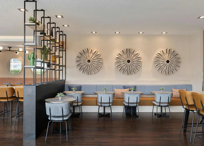 Courtyard By Marriott 4*