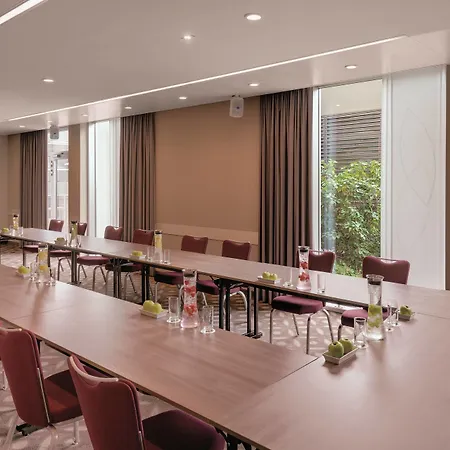 Hotel Courtyard By Marriott Linec