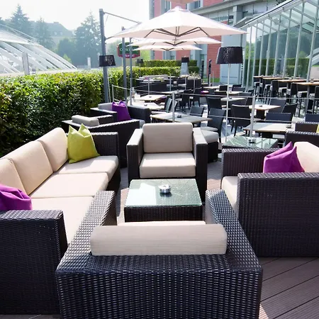 Courtyard By Marriott