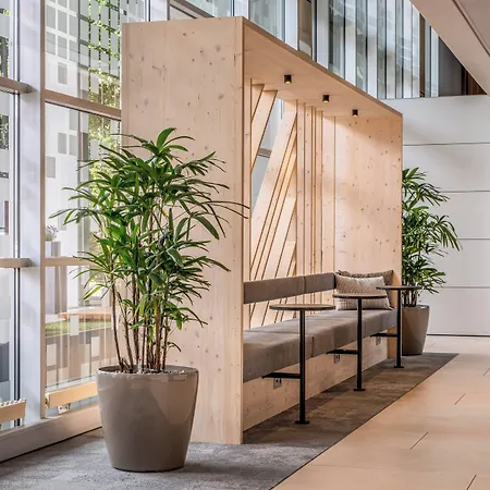Hotel Courtyard By Marriott Linec