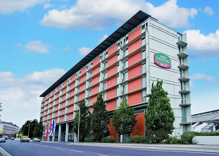 코트야드 바이 메리어트